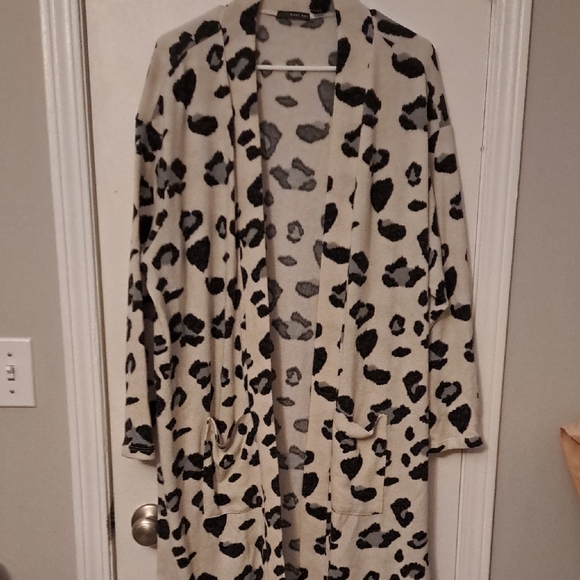 West Kei Long Animal Print Cardigan OS Plus - Picture 1 of 3
